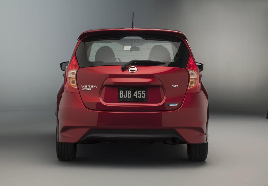  Nissan Versa Note SR 2015 года  (фото 4 из 26)